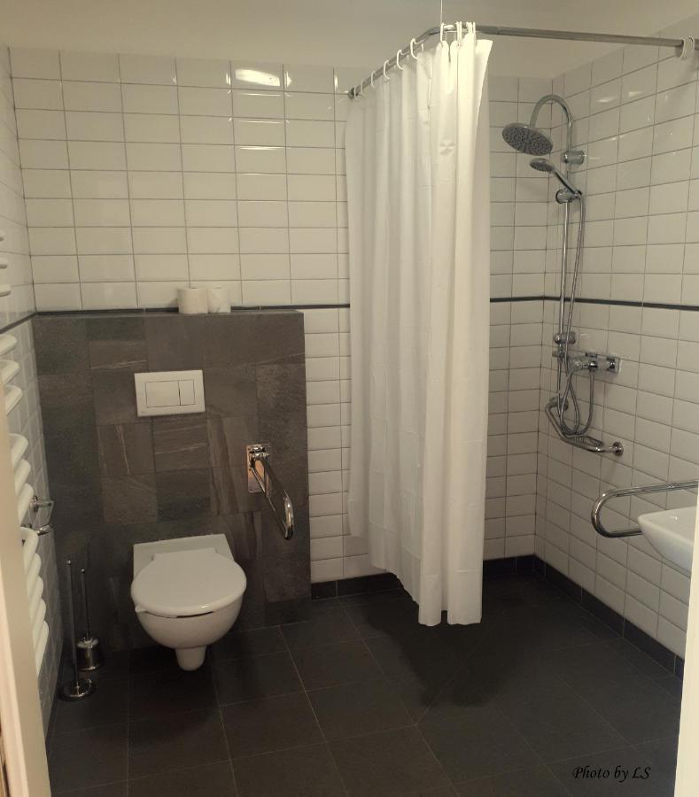 Kasztanowy Palac Swadzim Bagian luar foto